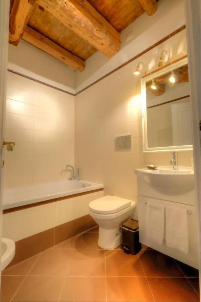 Campanile Canonica Design House Apartamento